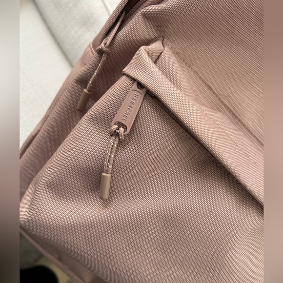 Herschel Supply Co. Classic backpack in Ash Rose - Picture 6 of 6